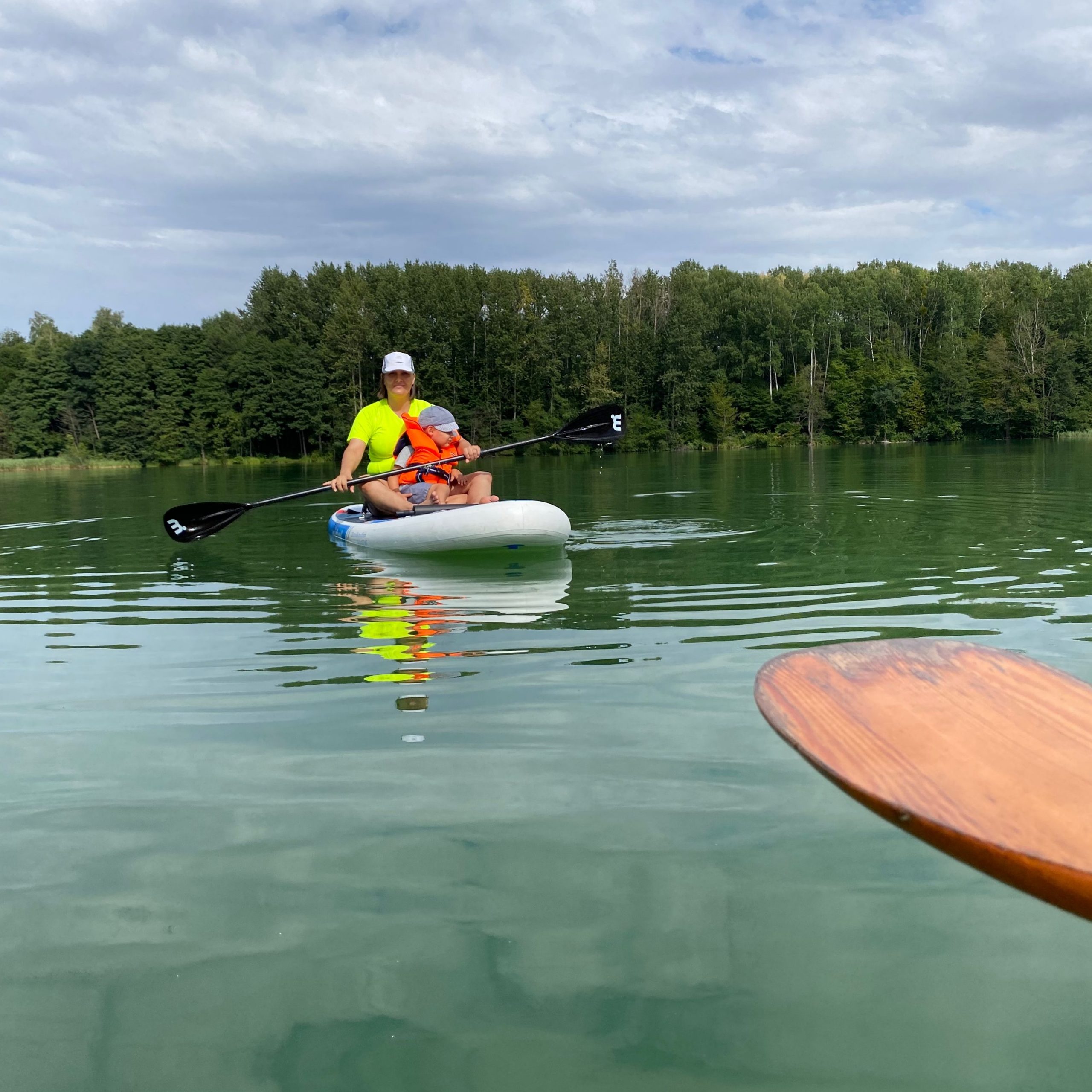 #230 [Day 1] –  Monday, kayak adventure with Frantzi